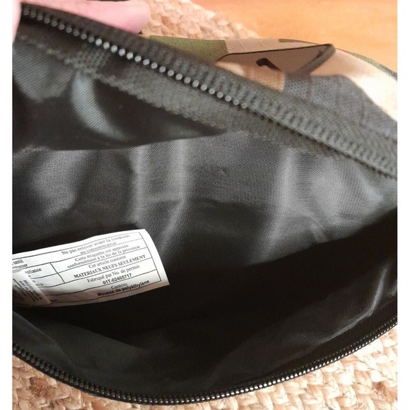 Original Weatherproof Vintage Camo Waist Pack Bag Camping Hiking Everyday - Picture 6 of 11